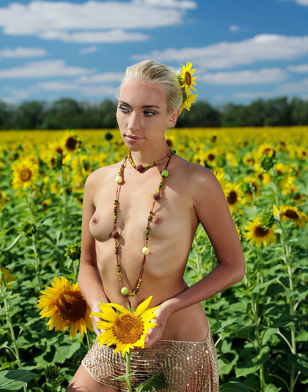 Анжела, 24 года, 2 размер груди